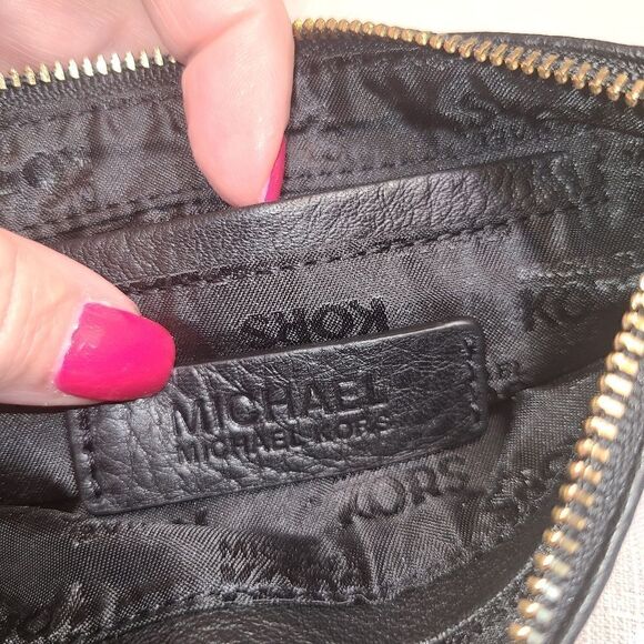 Michael Kors Black Leather Wristlet Bag Purse - Picture 7 of 8